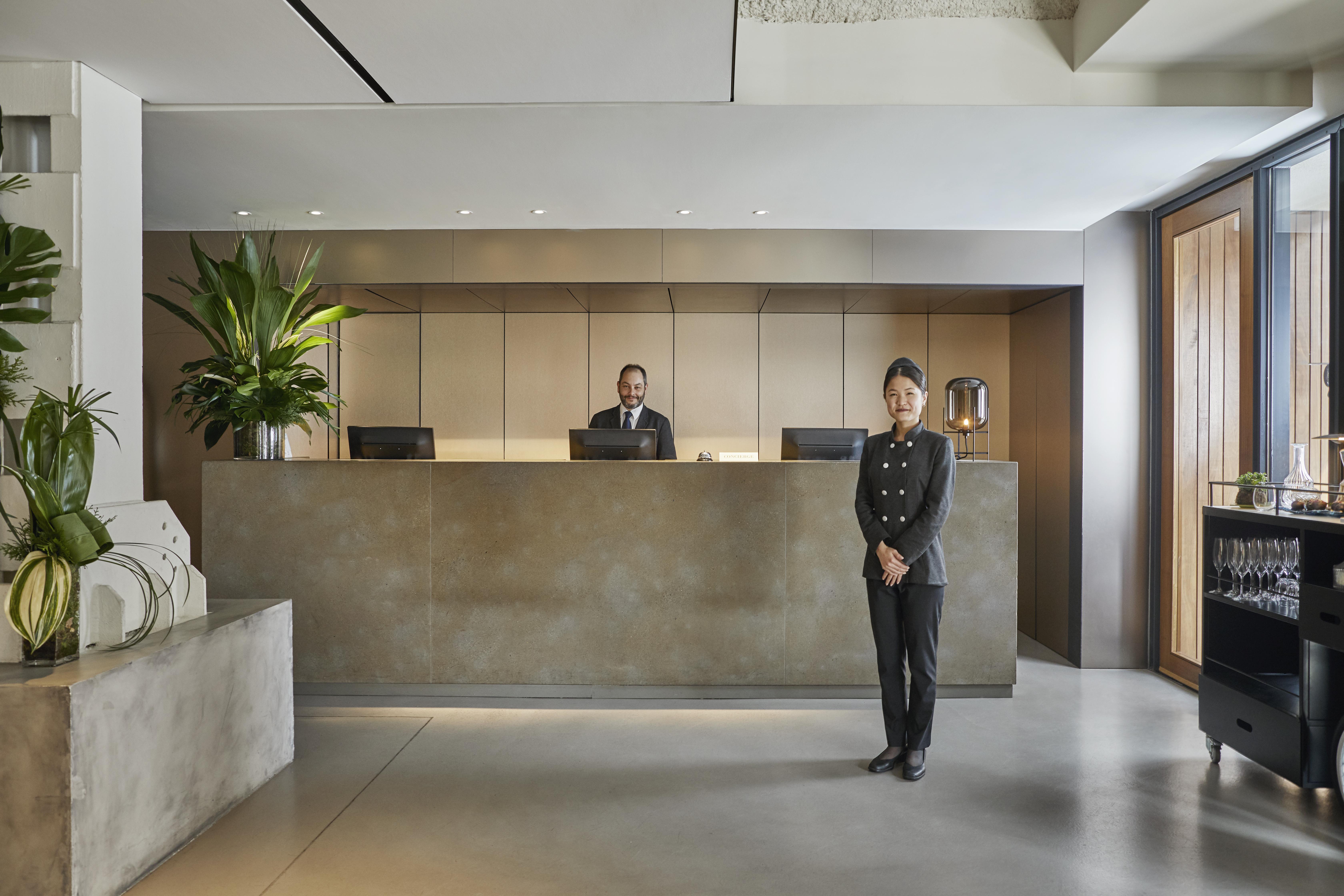 올라 에이샴플라 호텔 바르셀로나 외부 사진 The hotel's lobby